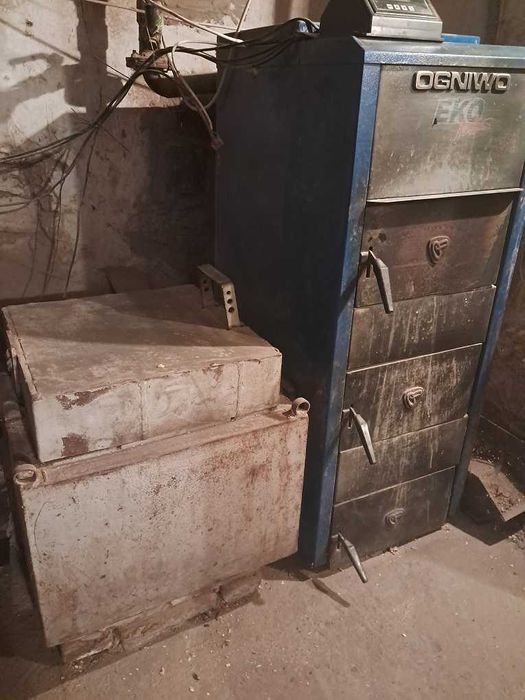 Piec na trociny, biomasę