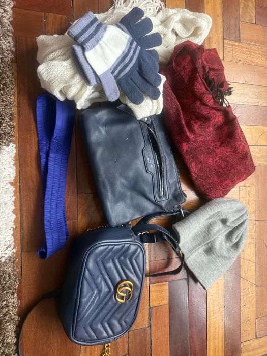 Віддам все що на фото одним лотом