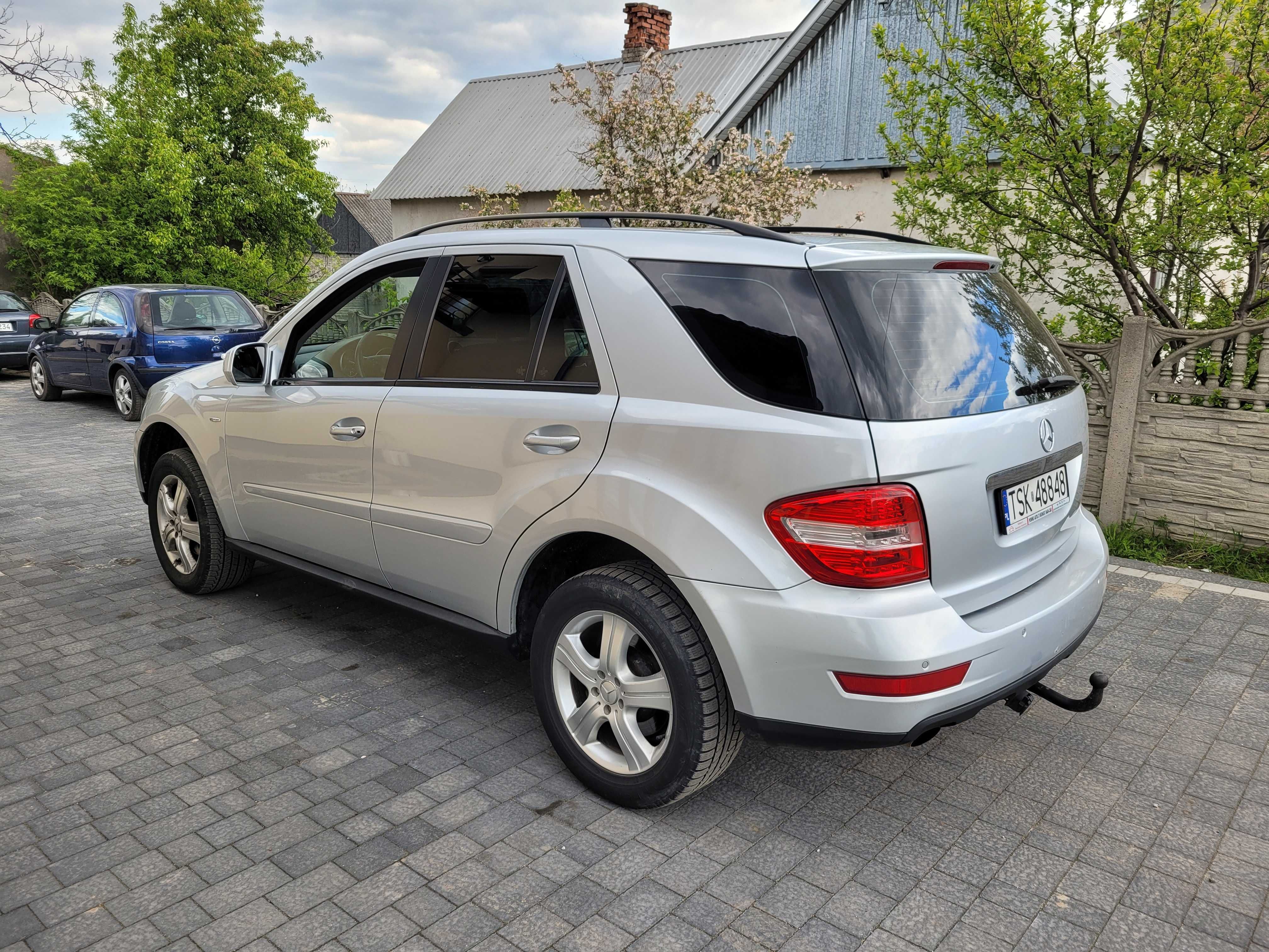 Mercedes ML 300CDi 4Matic zarejestrowany z Niemiec