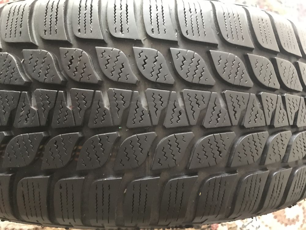 Зимняя резина шины BRIDGESTONE BLIZZAK 205/60R16 96H