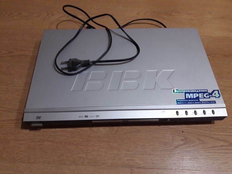 DVD плеер  " BBK " проигрыватель