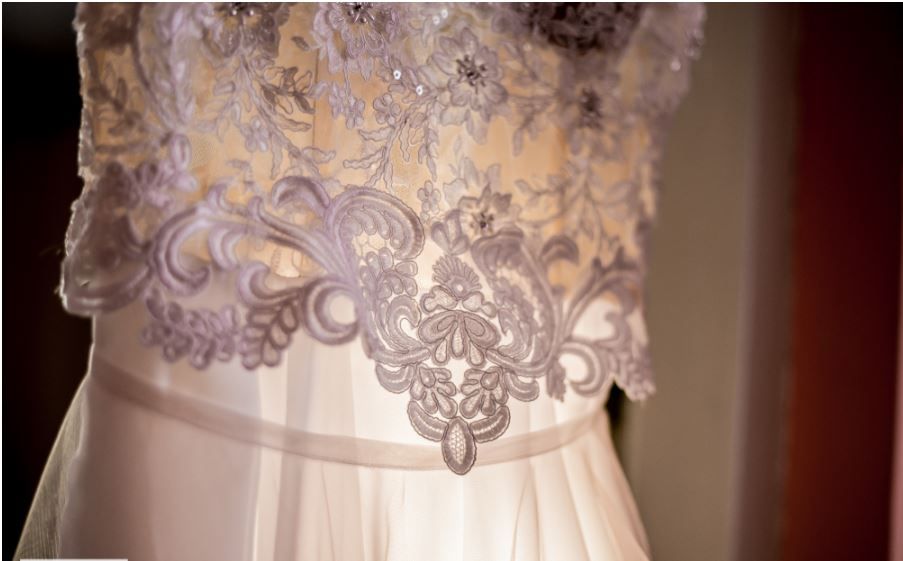 Piękna i oryginalna suknia ślubna, rozm. S/M