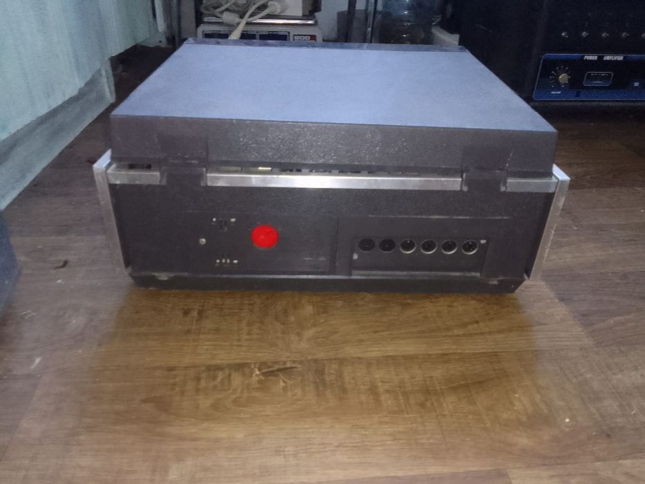 Magnetofon Grundig szpulowy to 247 de luxe