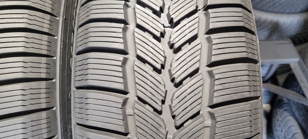 215/65r15C 104/102T Michelin Agilis 51 Snow-Ice z 2023r jak nowe.