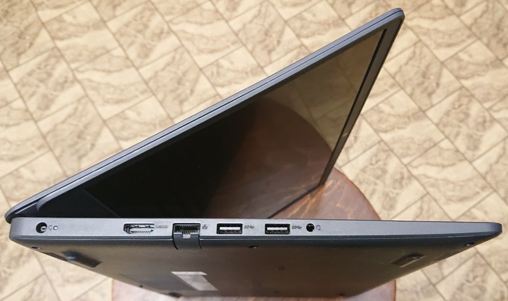 Dell /15,6" FHD IPS/i5-1135/8 Gb DDR4/SSD 256Gb+HDD 500Gb/бат.4ч Звук!