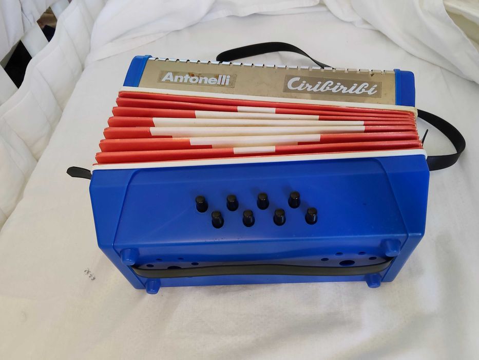 Acordeão de brincar