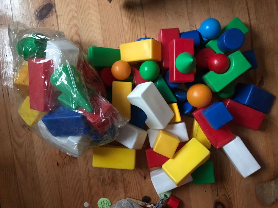 Пластмасові кубики