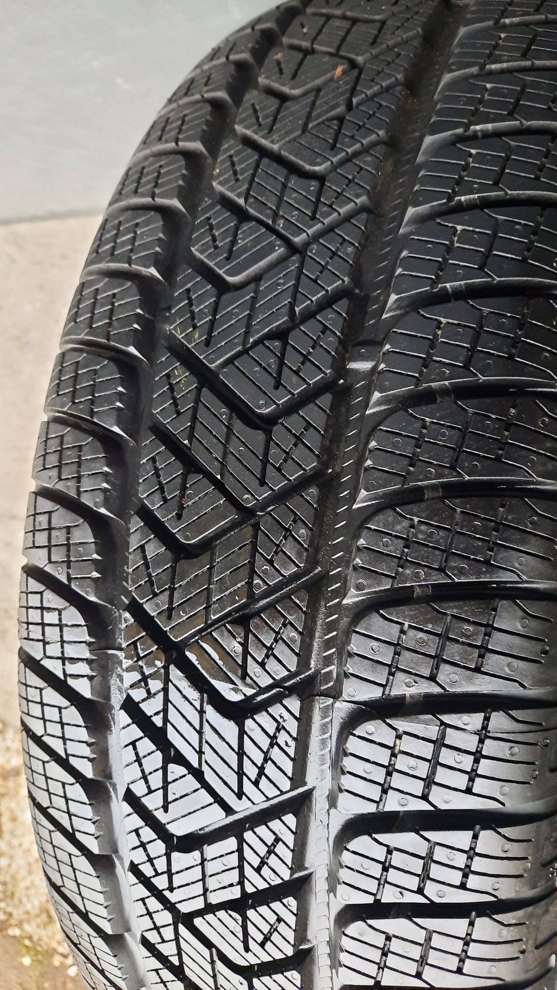 Pirelli 215/65 R17 Scorpion NOWE 2022