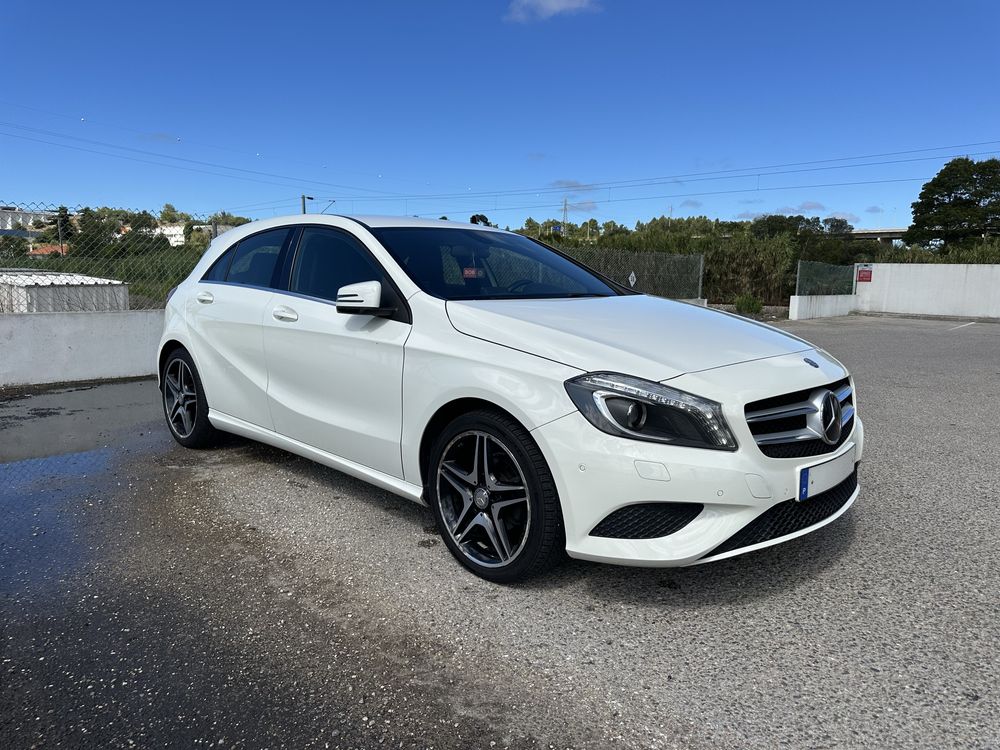 Mercedes-Benz A180 Sport Idition J. AMG Aceito Retoma