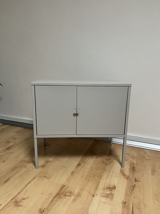 Ikea Lixhult szafka metal metalowa szara  nocna pomocnik