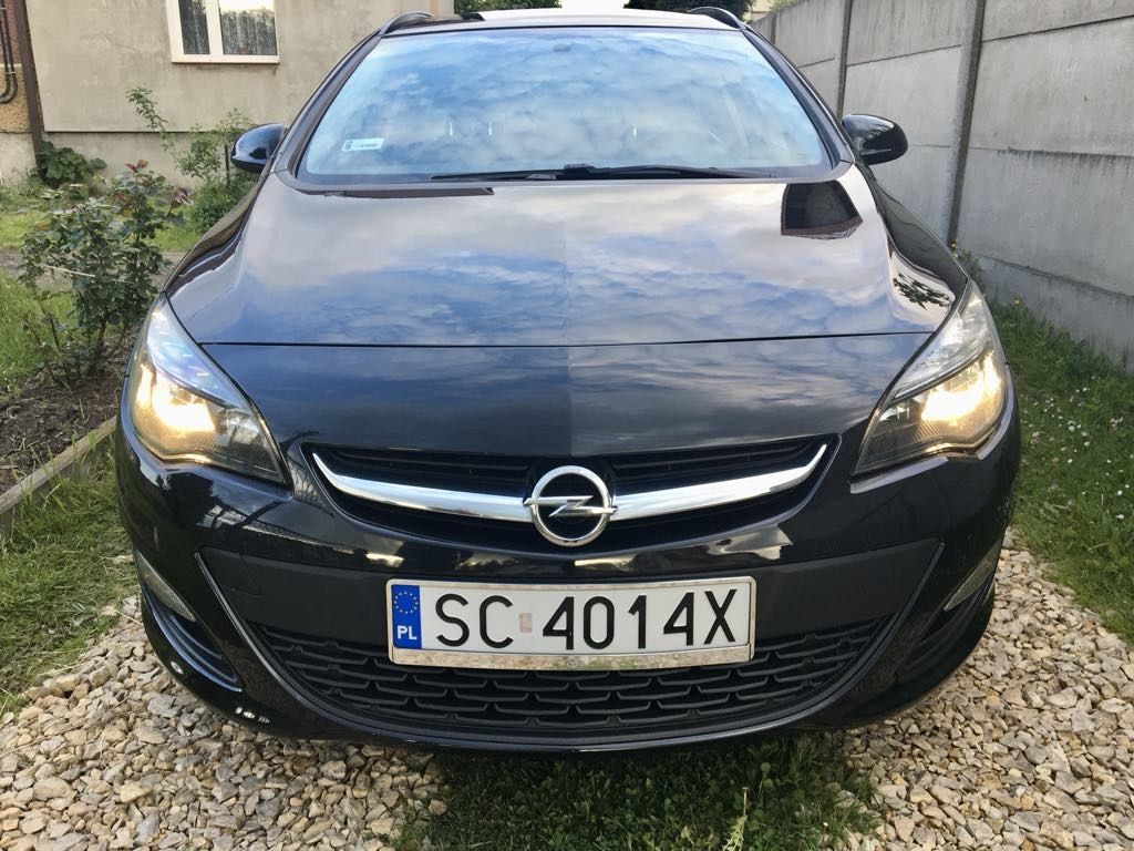 Opel Astra J Kombi 1.7 CDTI