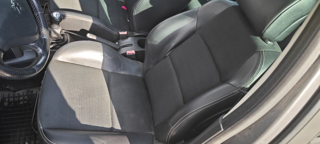 Peugeot 207 SW outdoor 1.6 LPG