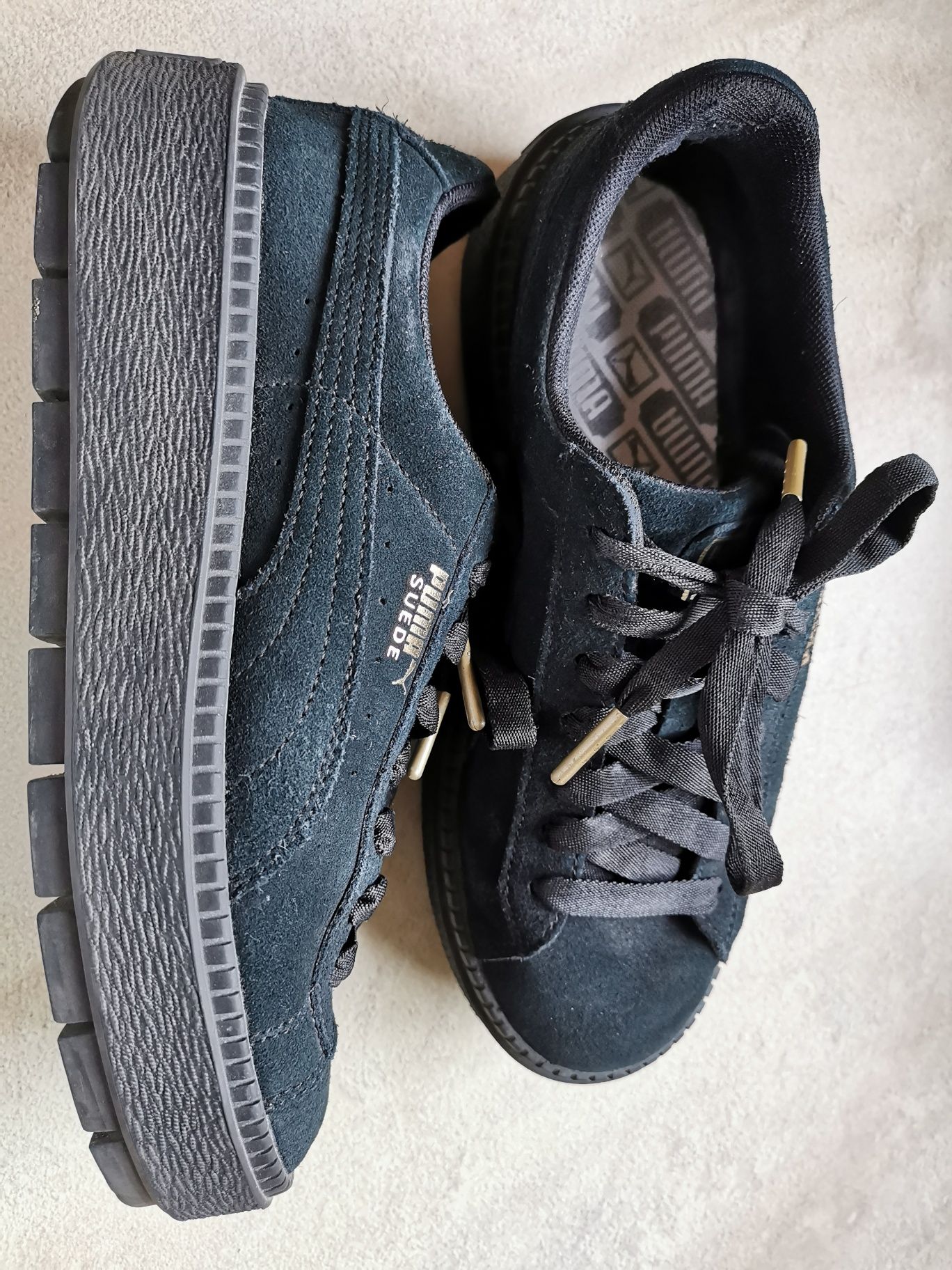 Sneakersy 38 PUMA Suede Platform czarne zamsz zamszowe wkładka 24 cm