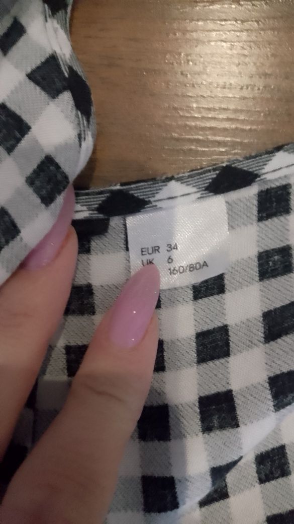 Sukienka h&m z krótkim rękawem,letnia,w kratę xs