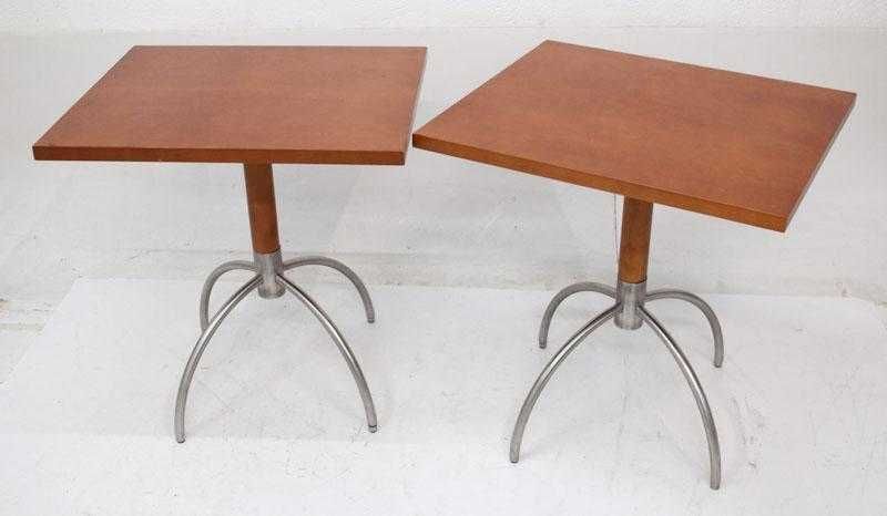 Par de mesas em cerejeira