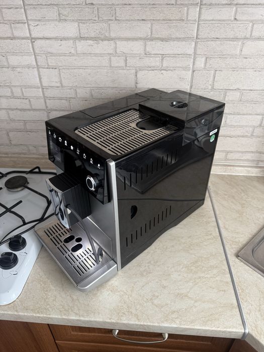 Кавомашина Melitta Caffeo CI Touch