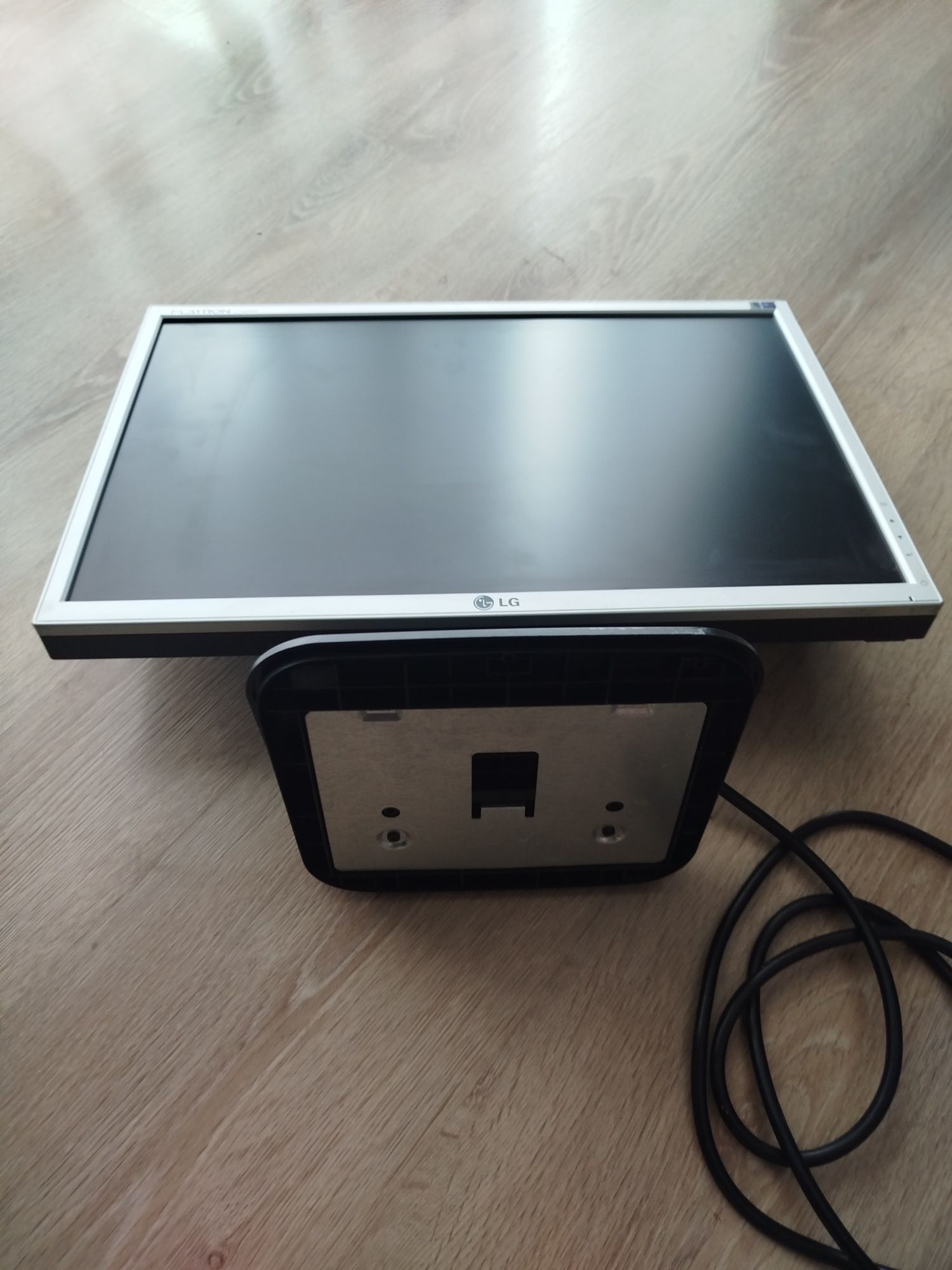 LG monitor komputerowy