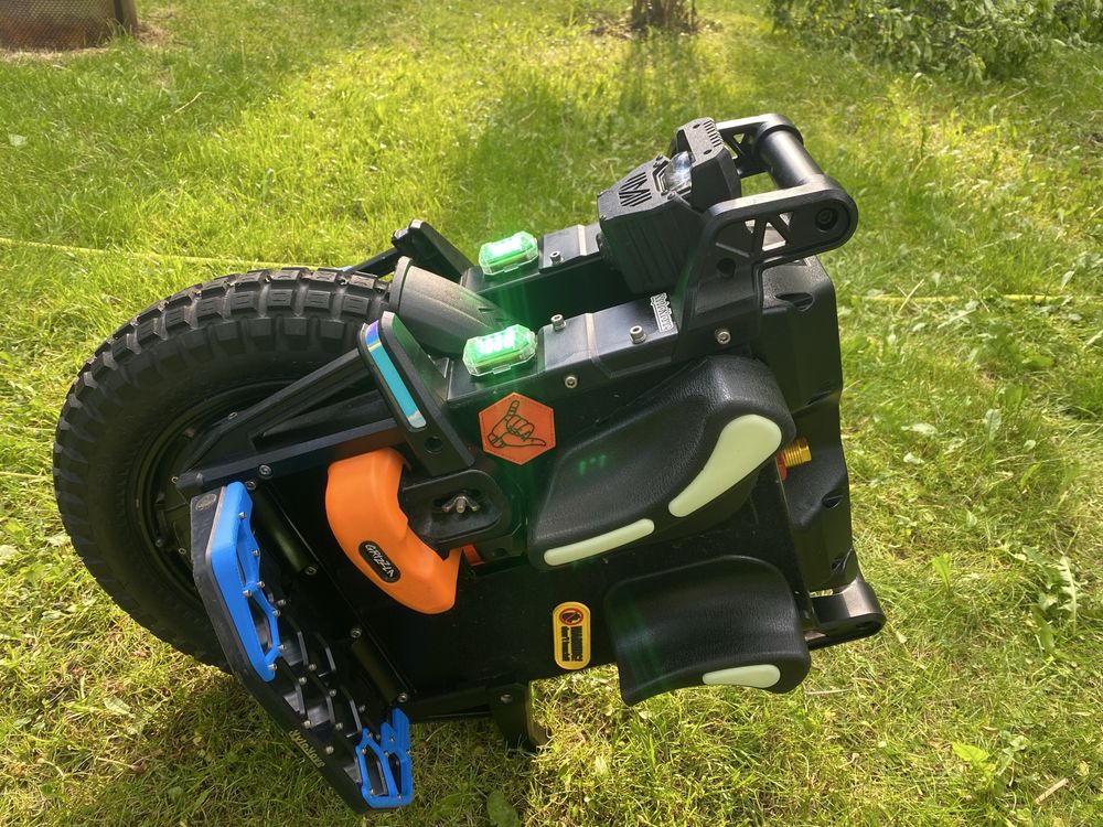 Monocykl elektryczny Veteran Patton 66 lbs