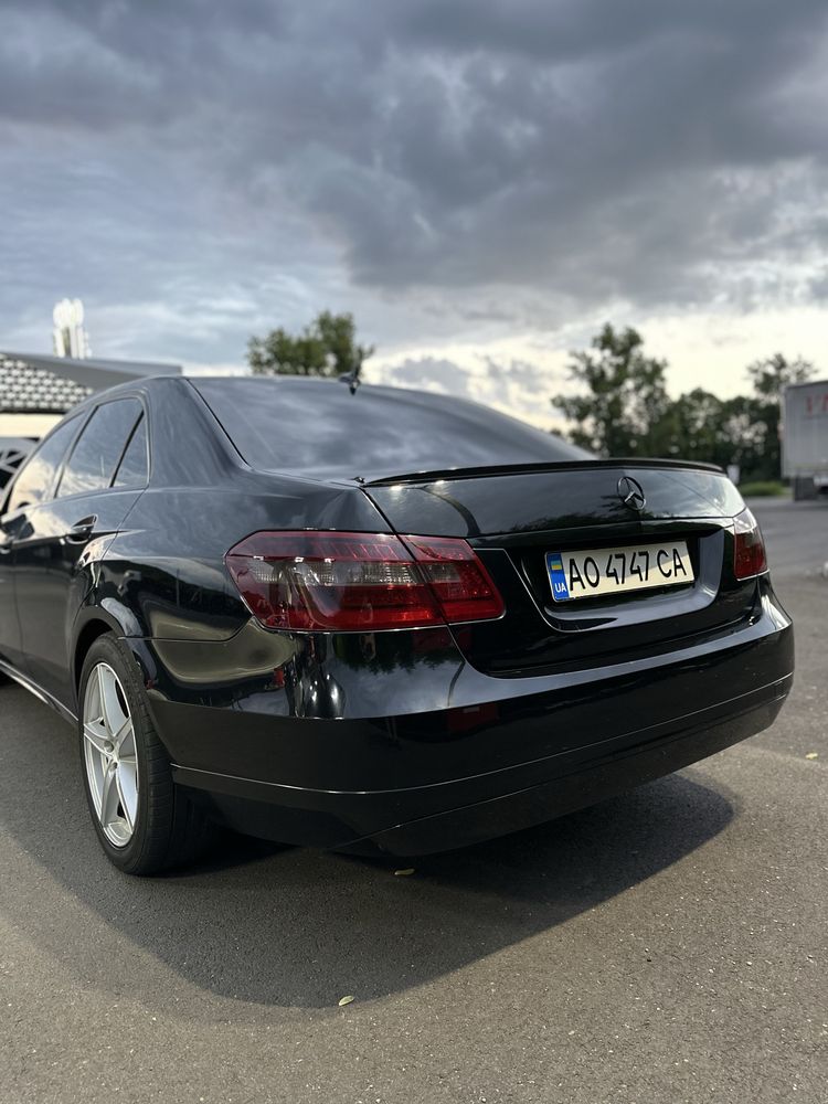 Mercedes-Benz w212