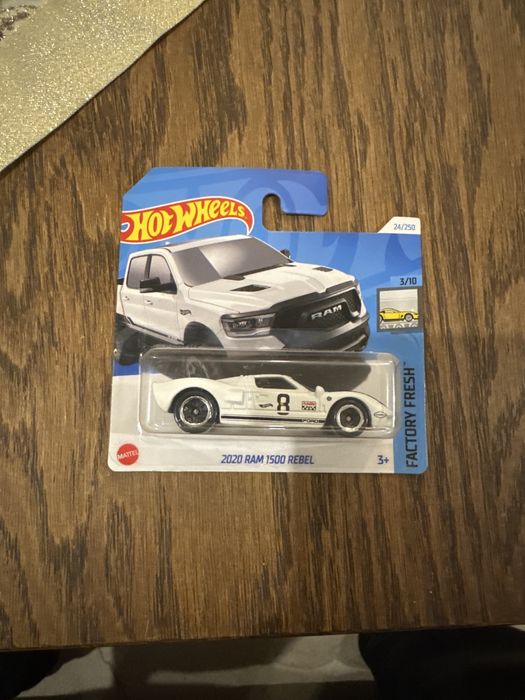 Hotwheels w złym pudełku