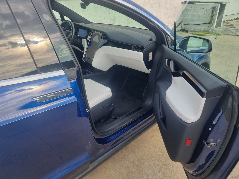 Tesla X 100 Long Range