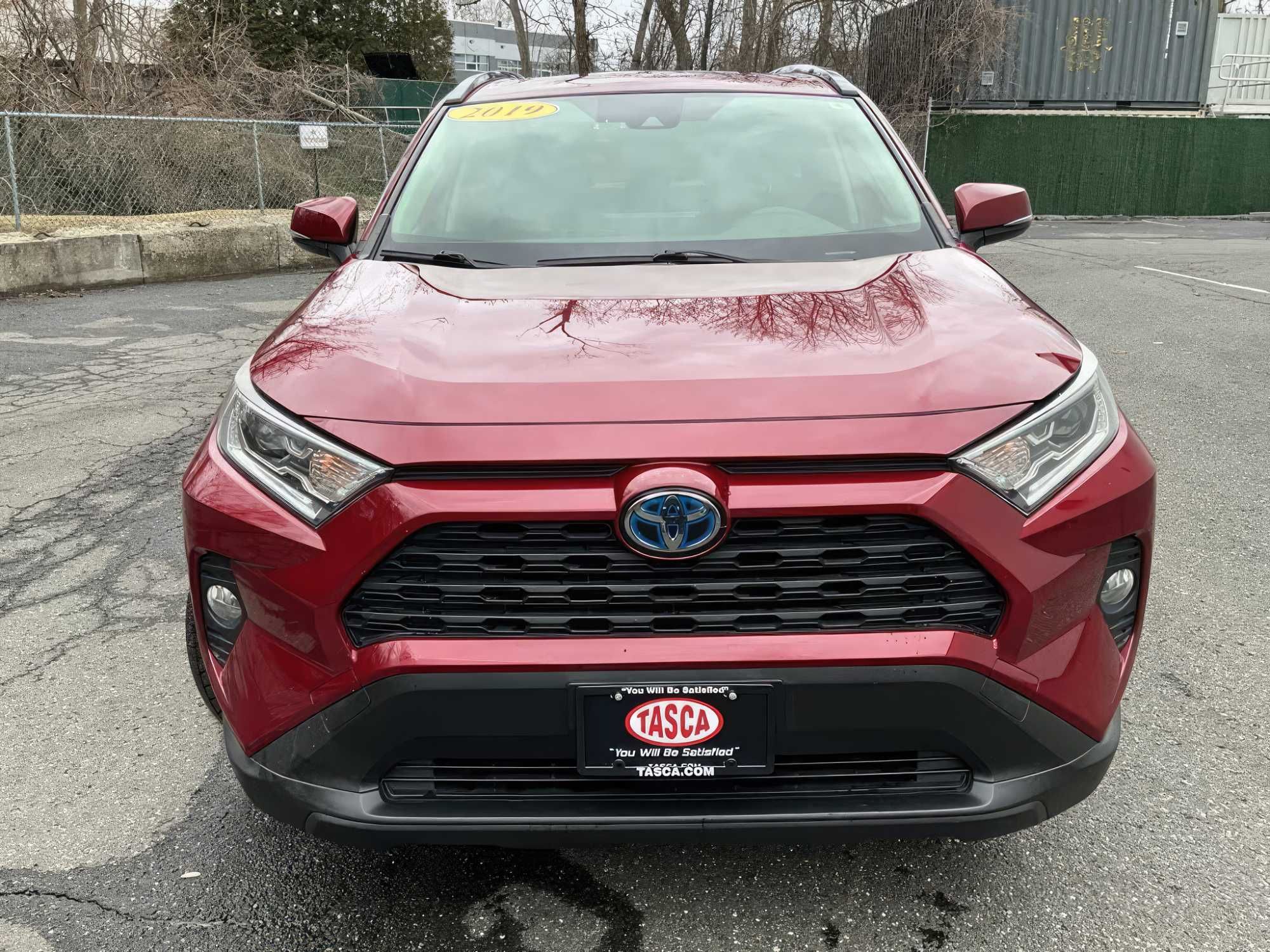 2019 Toyota RAV4 Hybrid XLE