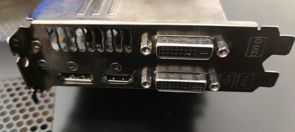 ASUS GTX 660 Ti DirectCU II