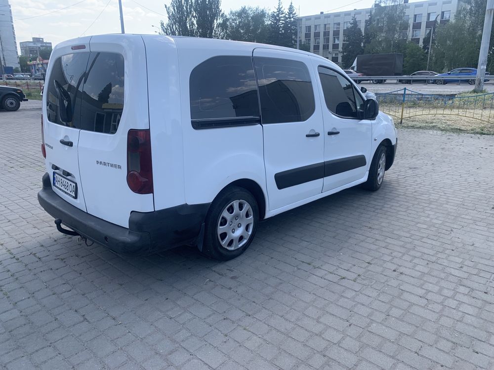Продам пежо партнёр
