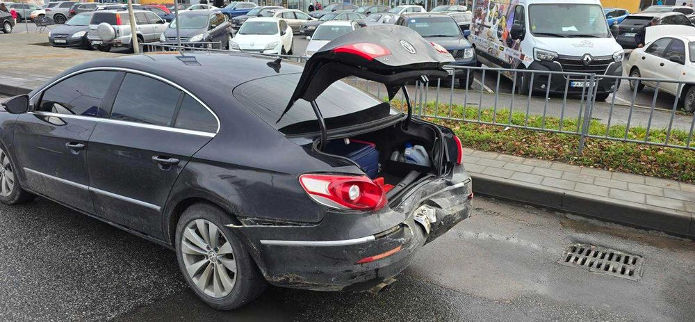 Продам Volkswagen CC 2010, 2.0л, бензин, автомат.