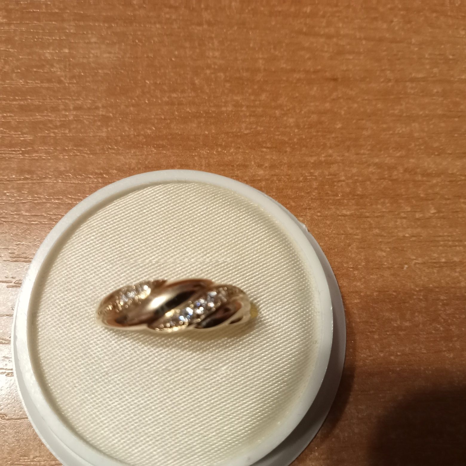 Nowy złoty pierścionek 585 próba 2,30g 14,5 rozmiar