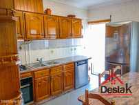 Apartamento T3 duplex localizado no centro da vila de Sátão