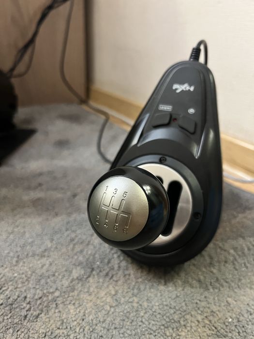 PXN V10 з Кпп та педалями