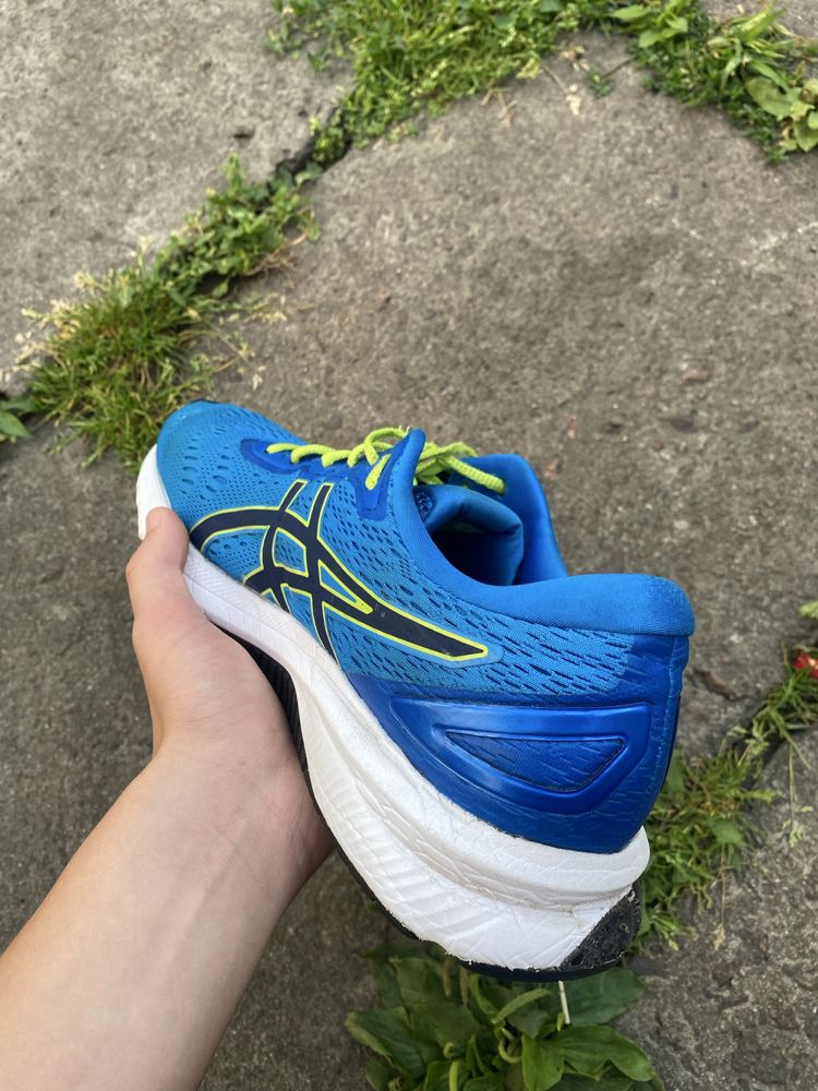 Оригінальні бігові кросівки Asics gt xpress 2