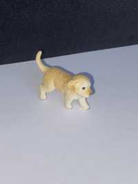 Schleich figurka Golden Retriever szczeniak 16396