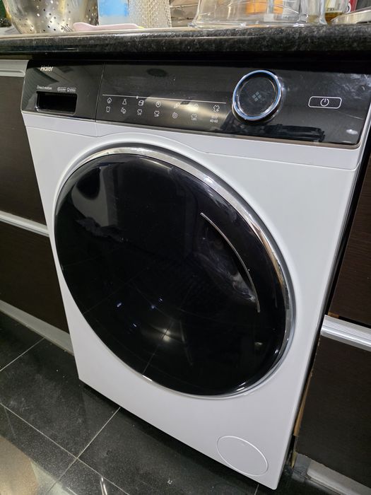 Máquina de Lavar Roupa HAIER HW100GBD14979UIB (10 Kg - 1400 rpm - Bran