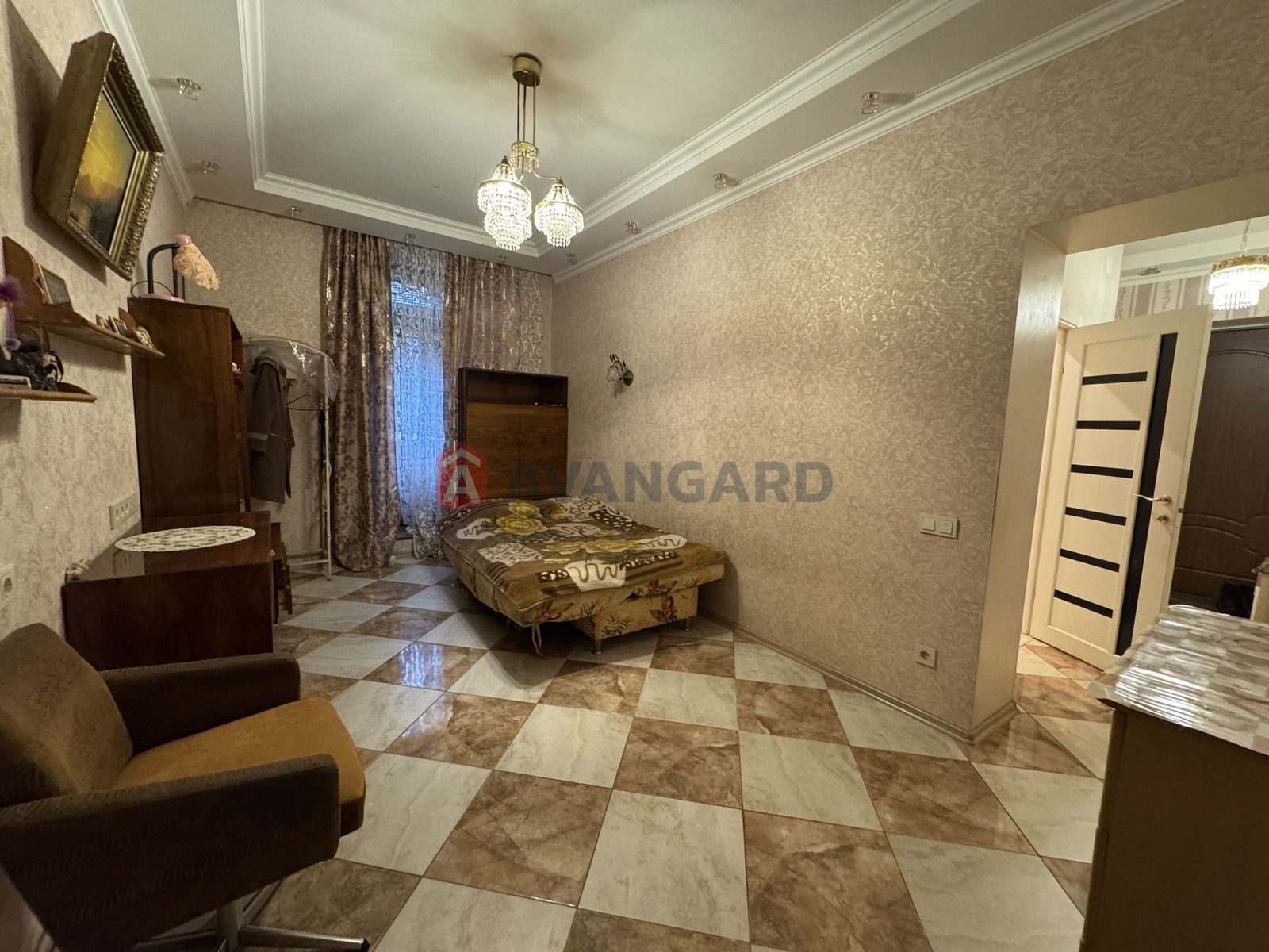Продаж 1к. квартири/підійде під комерцію(р-н Металургів)