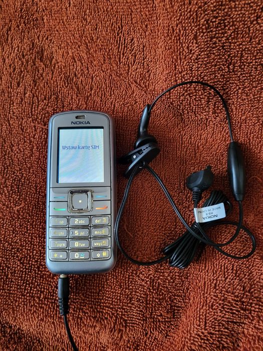 Telefon Nokia 6070