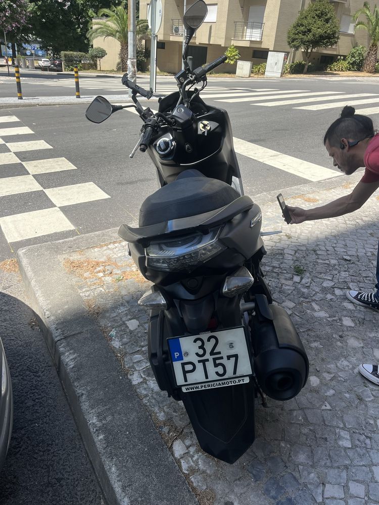 Vendo mota Majestic yamaha