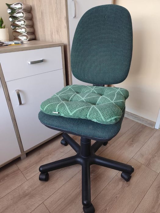 Krzesło obrotowe biurowe komputerowe do pokoju młodzieżowego