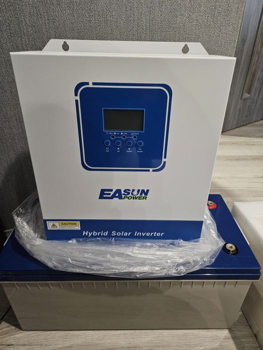 Гібридний інвертор Easun + акамуляторна батарея 200 ah