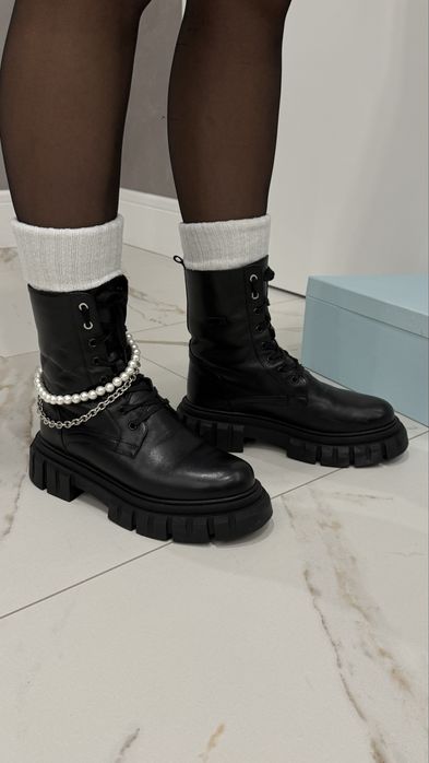 Продам італійські зимові чоботи Helena Soretti 39 р.