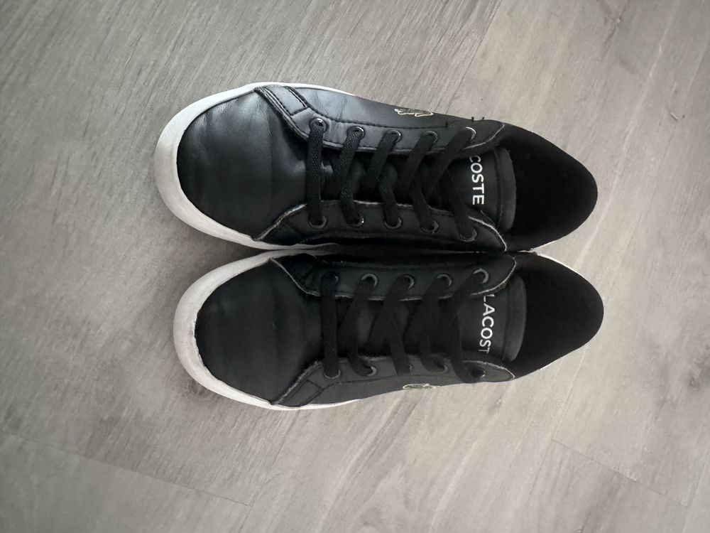 Tenis semi novos