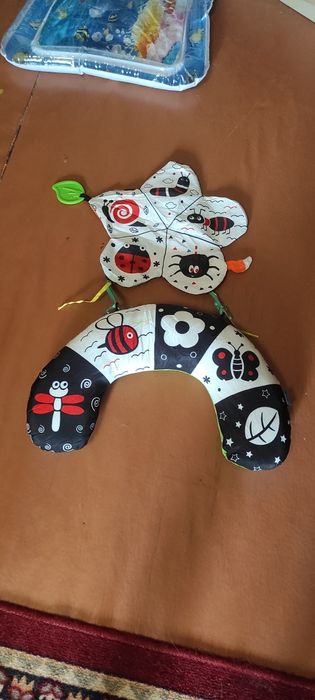 Розвиваюча подушка