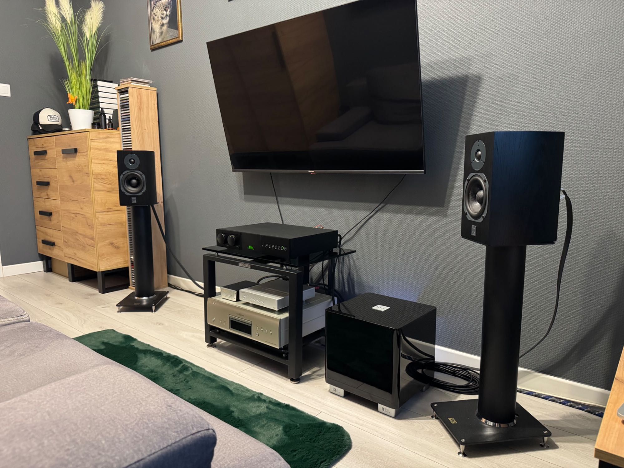 monitory ATC SCM7