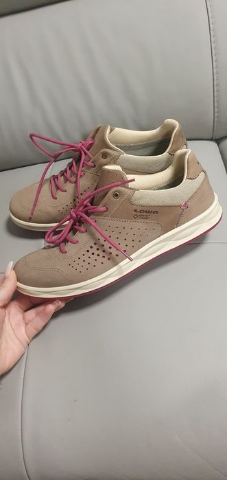 Buty  Lowa nowe 41.5