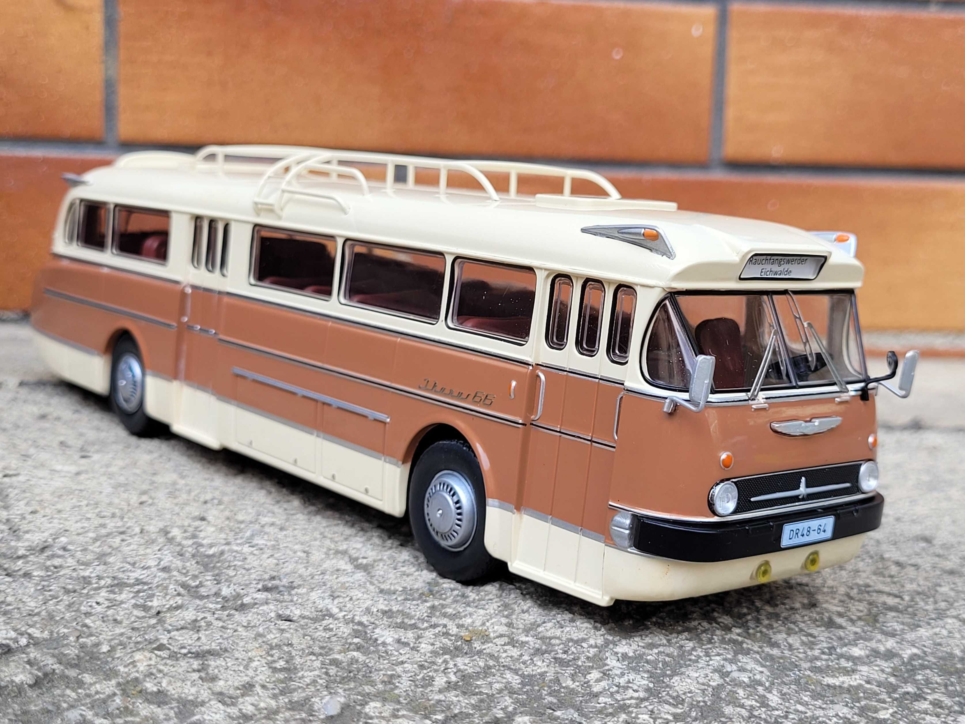 Ikarus 66 kolekcja autobusów 1:43 26 cm Autobus Autokar unikat