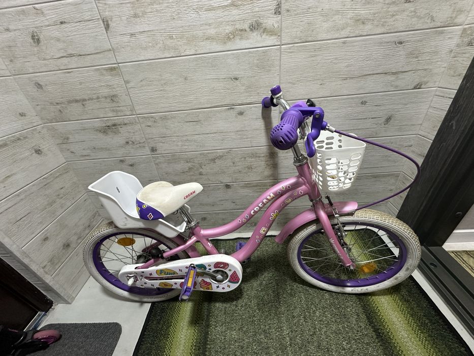 Продам детский велосипед 4-7 лет для девочки колеса 18