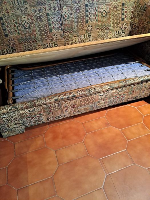 Sofa cama com chaise longue