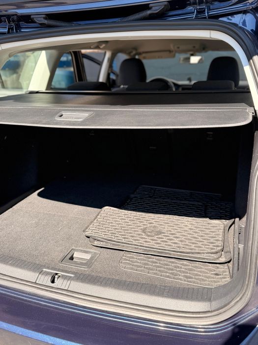 *Volkswagen Golf Variant 1.6 TDI*
