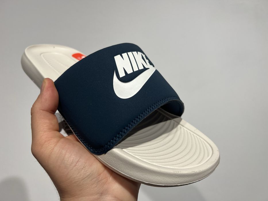 Тапочки чоловічі Nike VICTORI ONE SLIDE CN9675-403 оригінал
